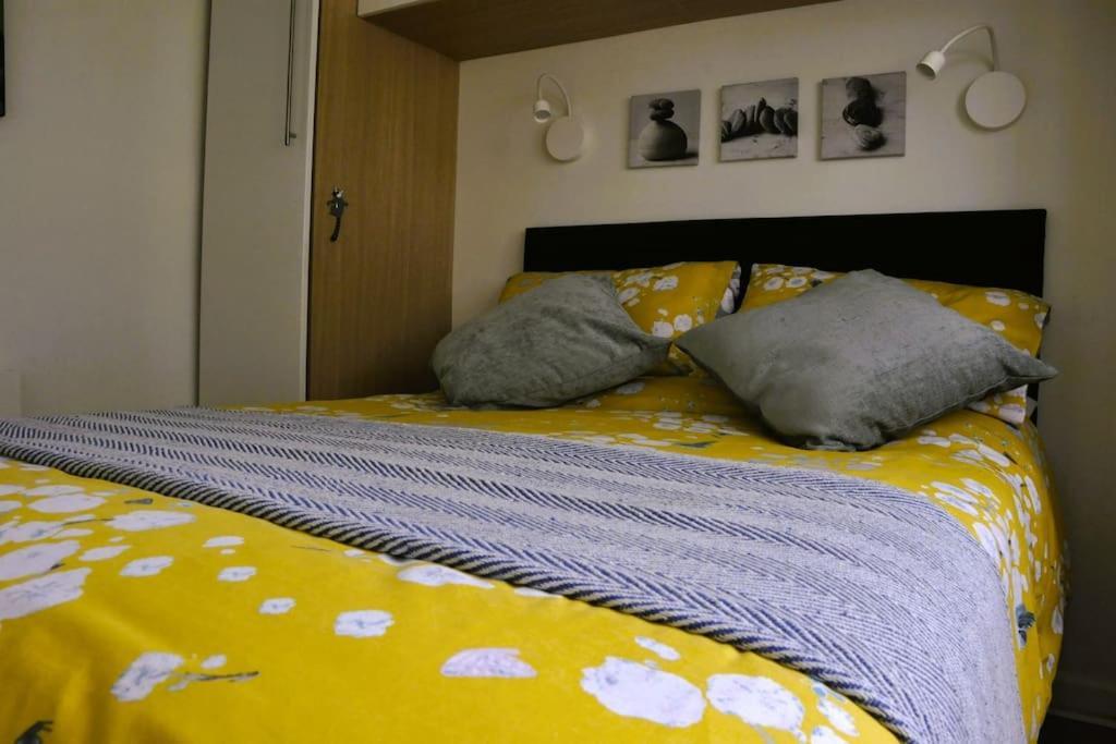 Ocean Breeze, Gower Holiday Village. Allows Dogs Swansea Exterior foto