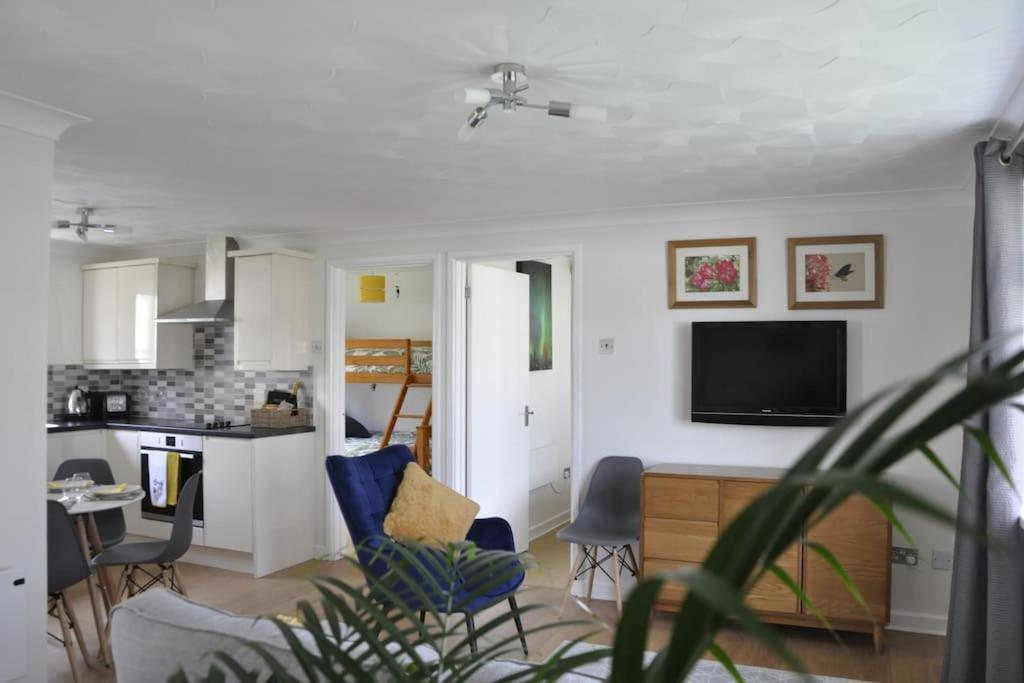 Ocean Breeze, Gower Holiday Village. Allows Dogs Swansea Exterior foto